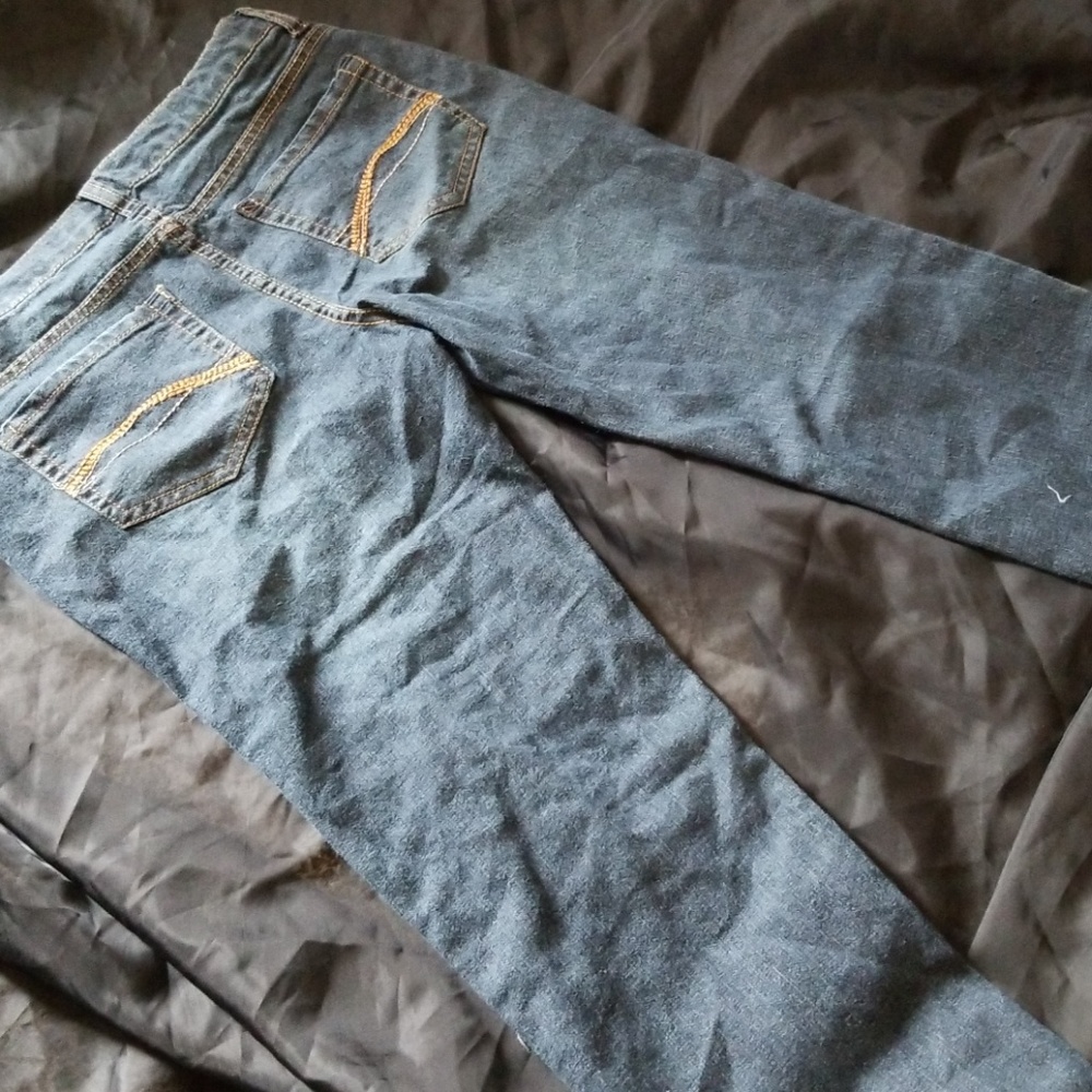 Jeans - Picture 2 of 2